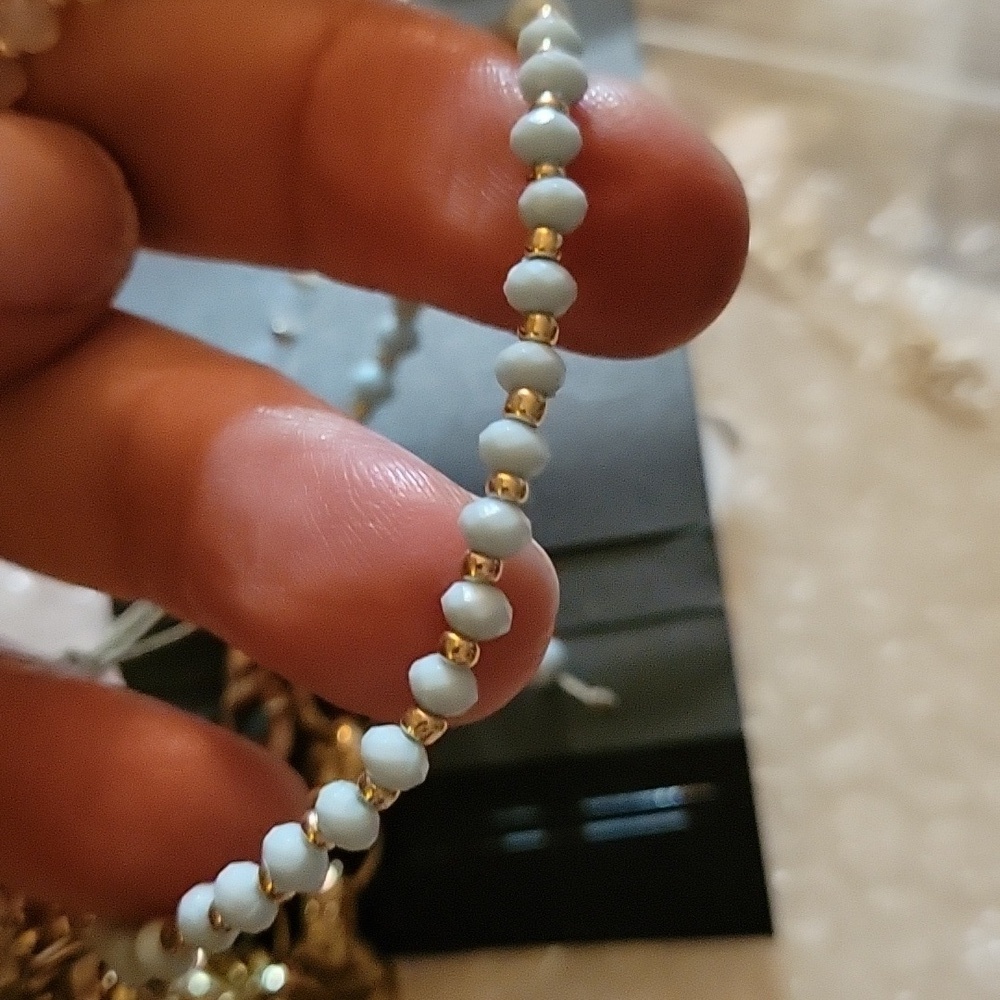 Massini Gold Chsin Blues Beaded Adjustable Bracelet - Picture 4 of 7